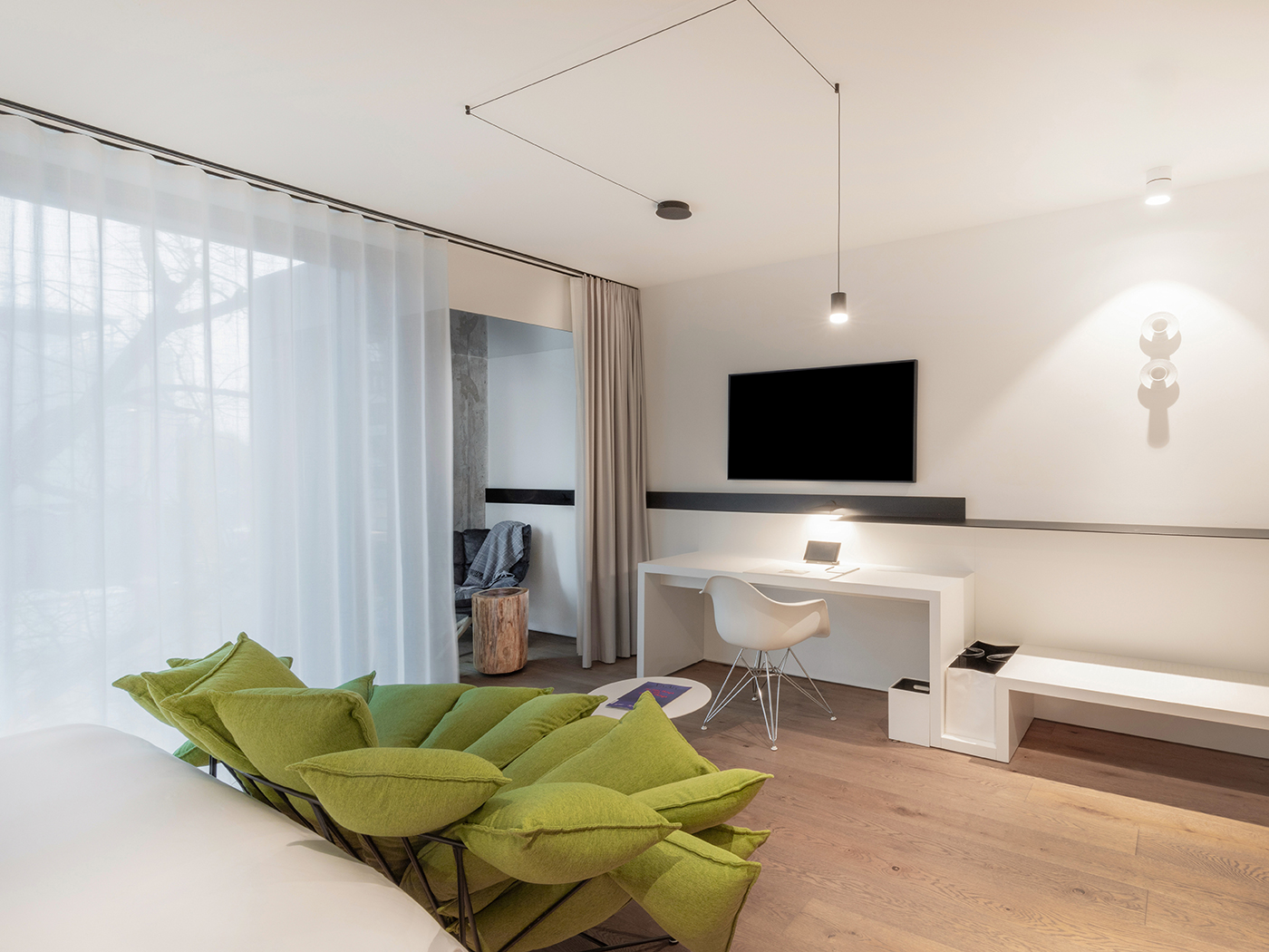 Kpm Deluxe Lounge R 07