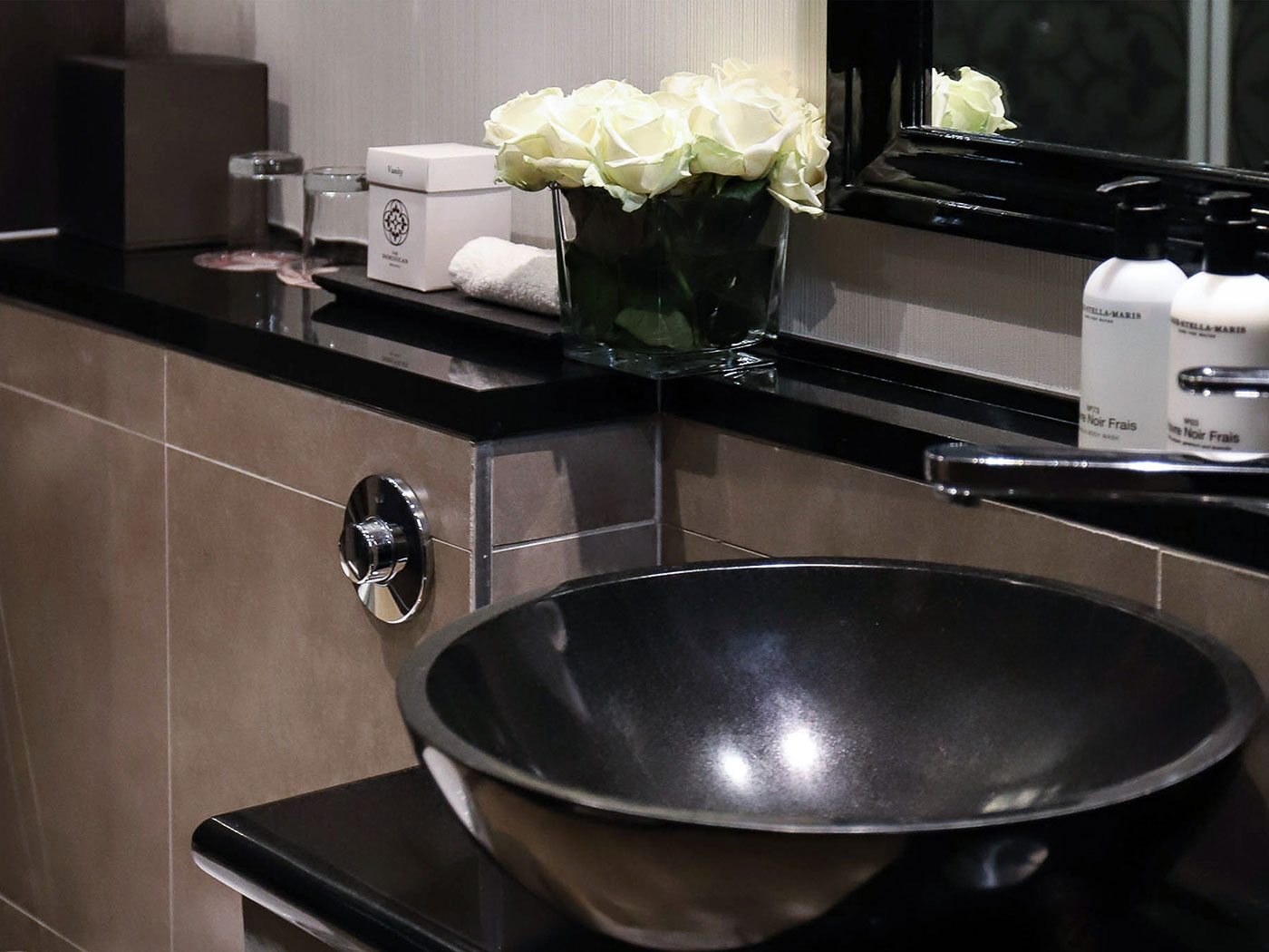 The Dominican Deluxe Room R 04