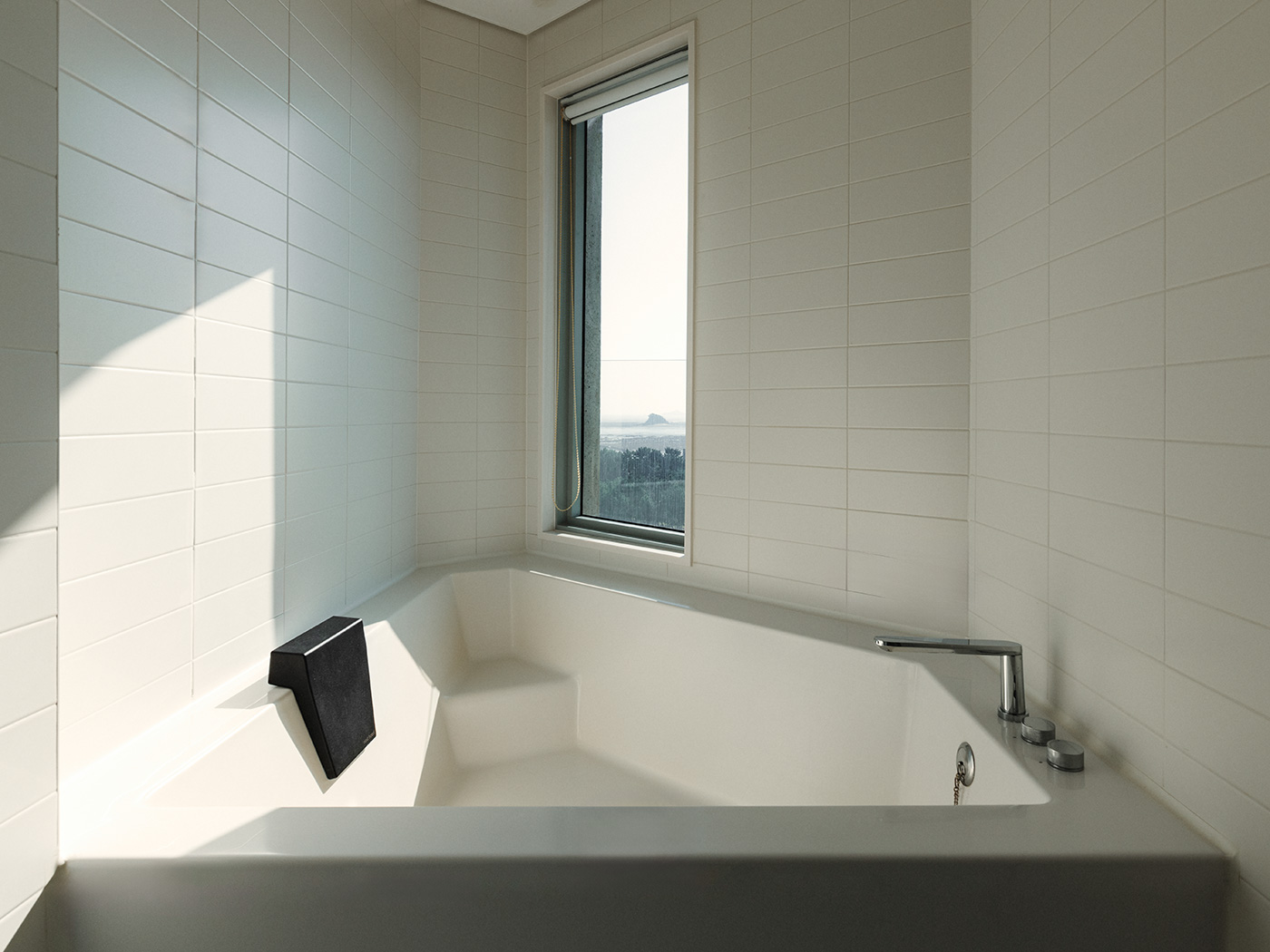 Nest Hotel Deluxe Double Mountain View R V2 05