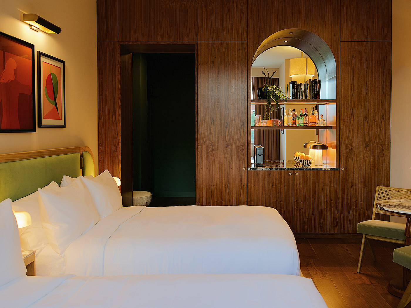 Municipal Grand Double Queen R 01