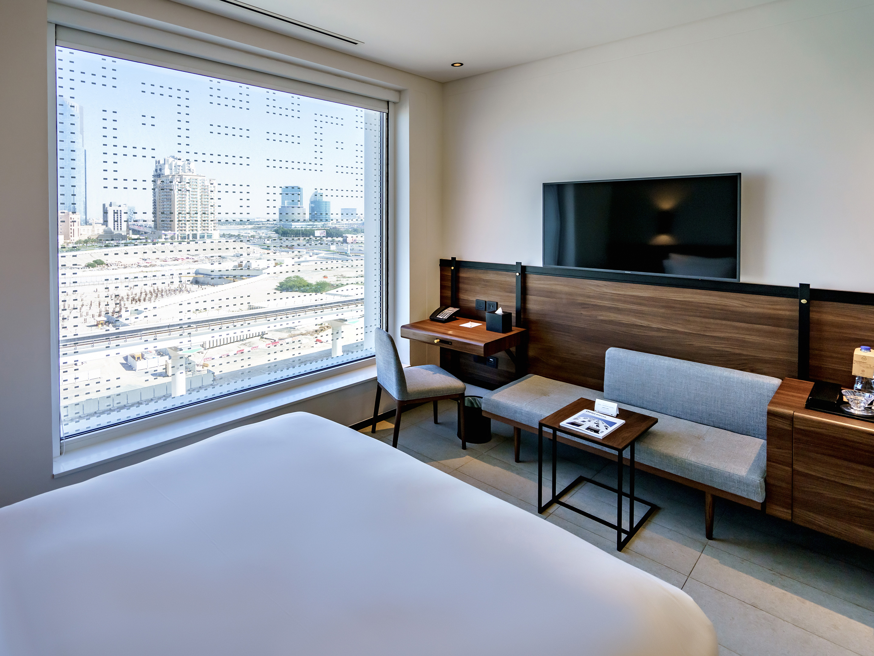 Form Hotel Dubai Cozy V2 R 4