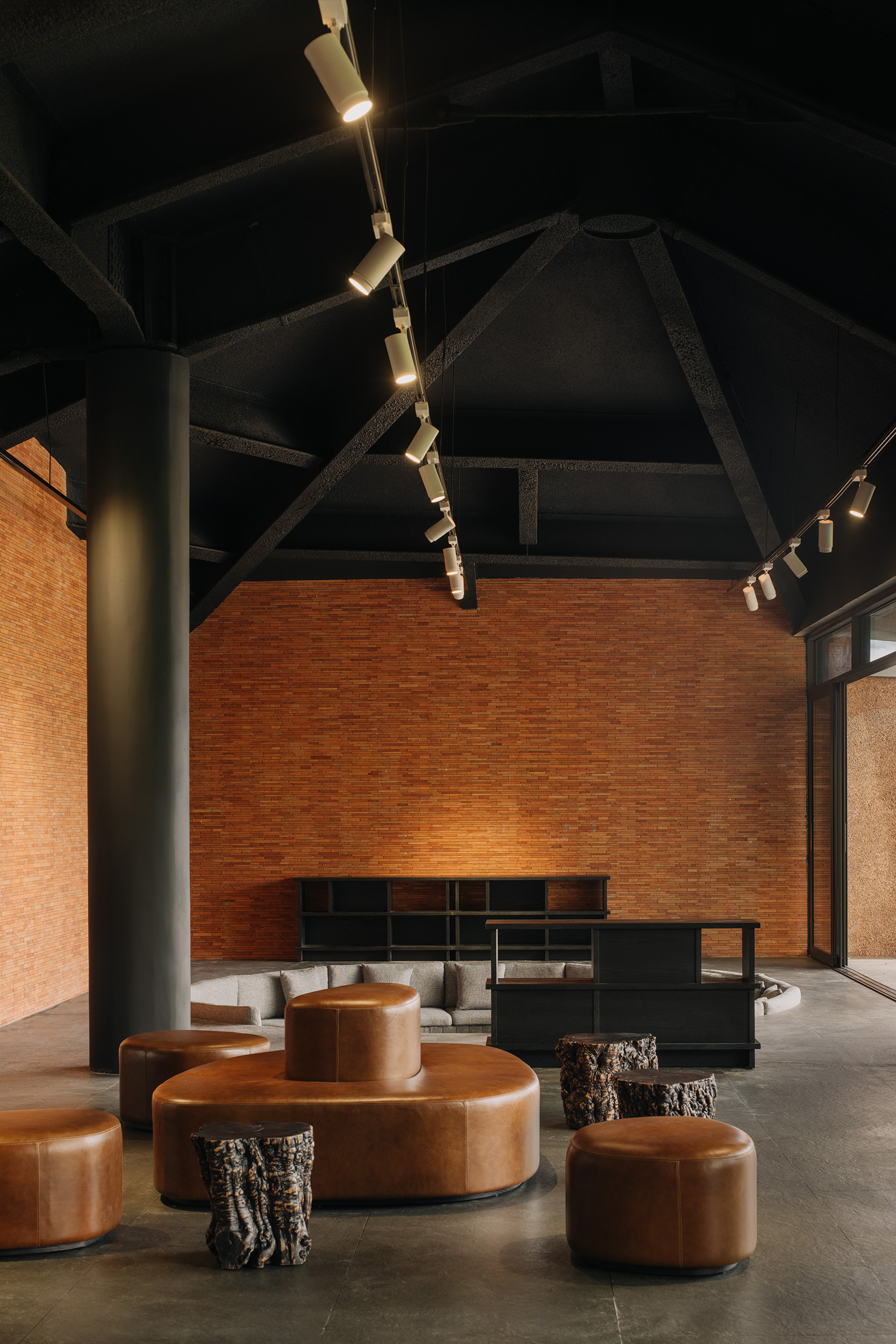 G 24 The Arcadia Place China