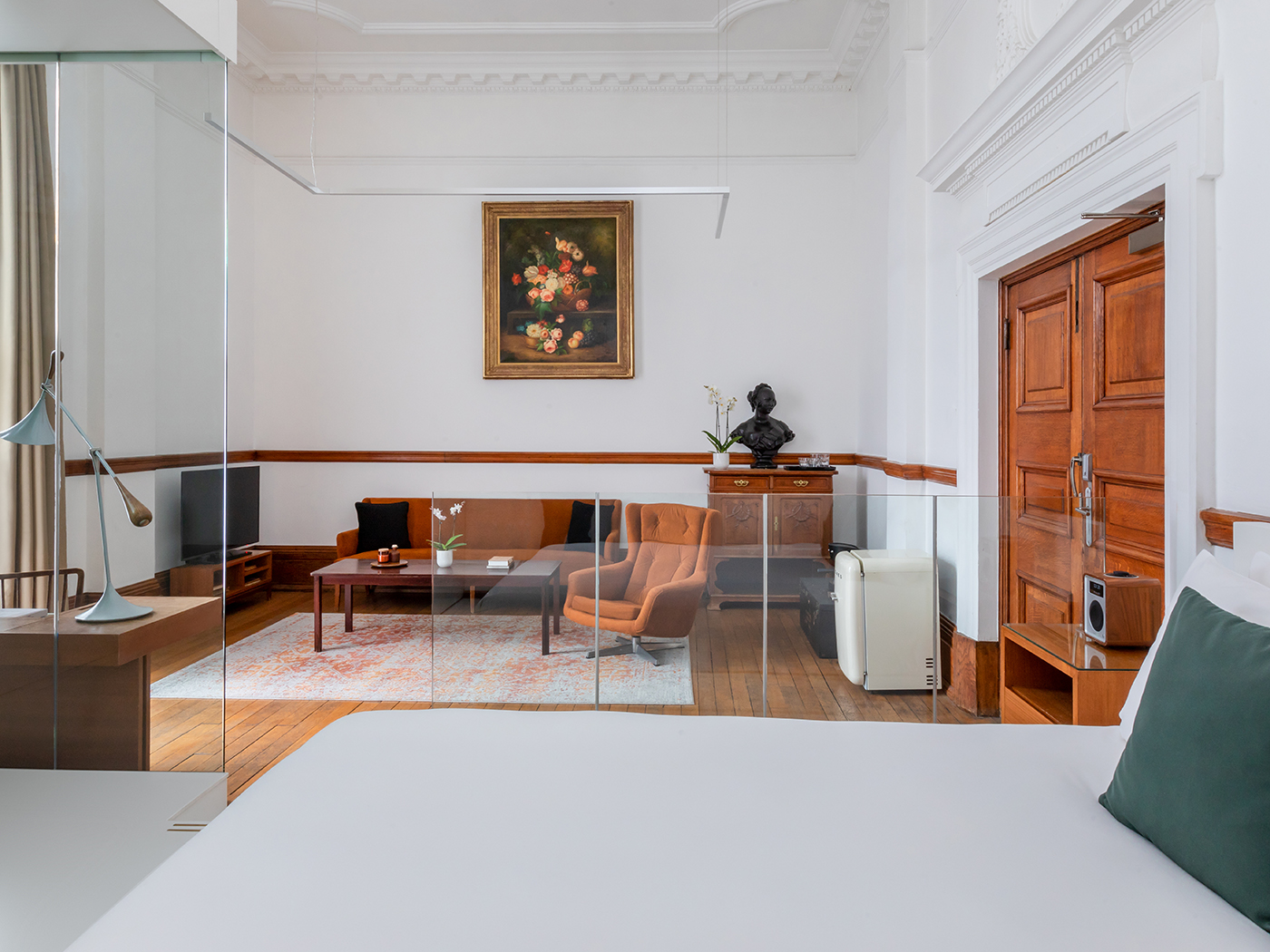 Town Hall Hotel Deluxe Double Room R 02