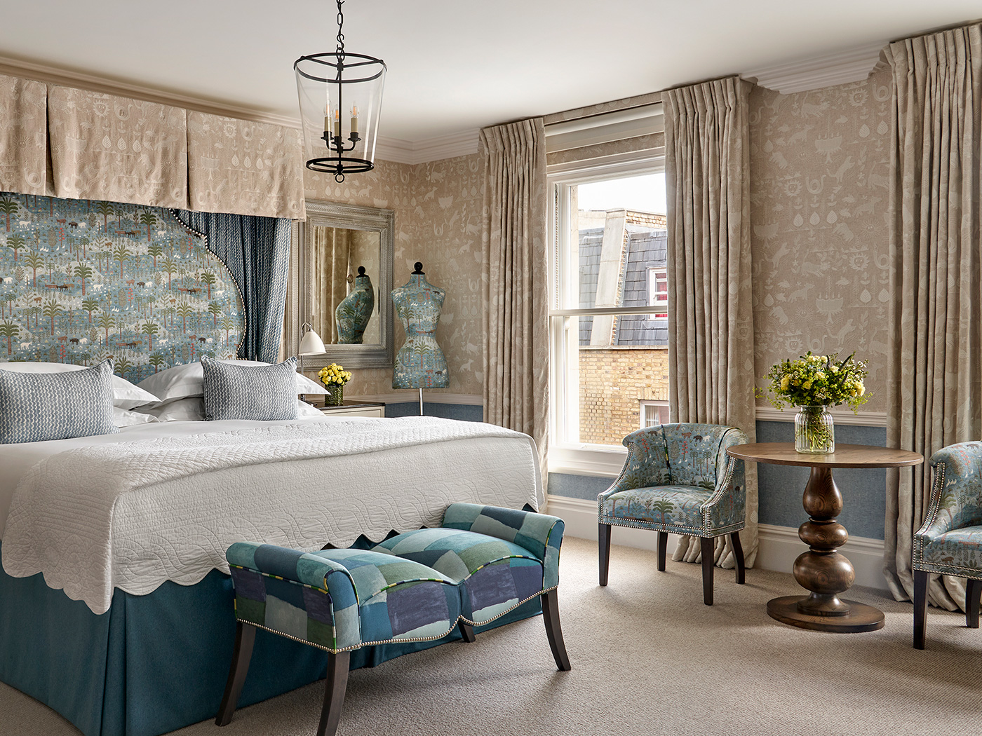 Covent Garden Deluxe Junior Suite R 08