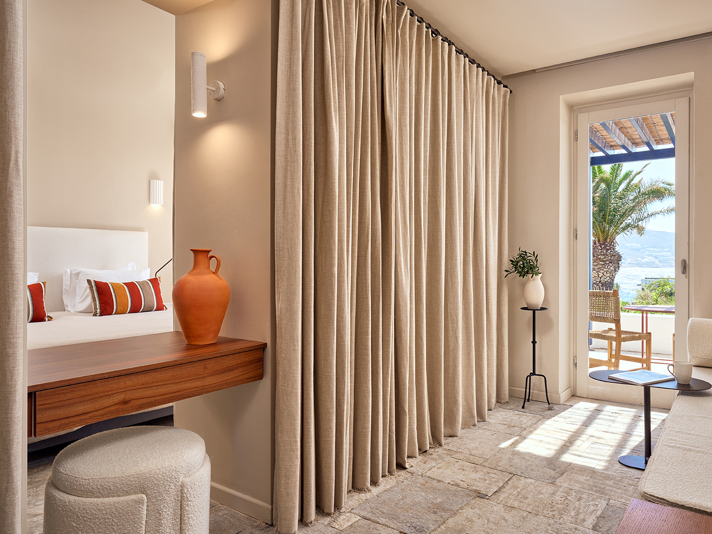 Mykonos Theoxenia Deluxe Suite Sea View V4 R 01