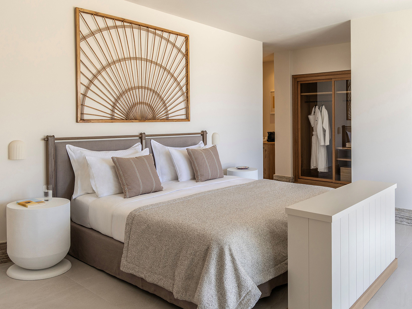 Parilio Eclipse Suite V3 R 01