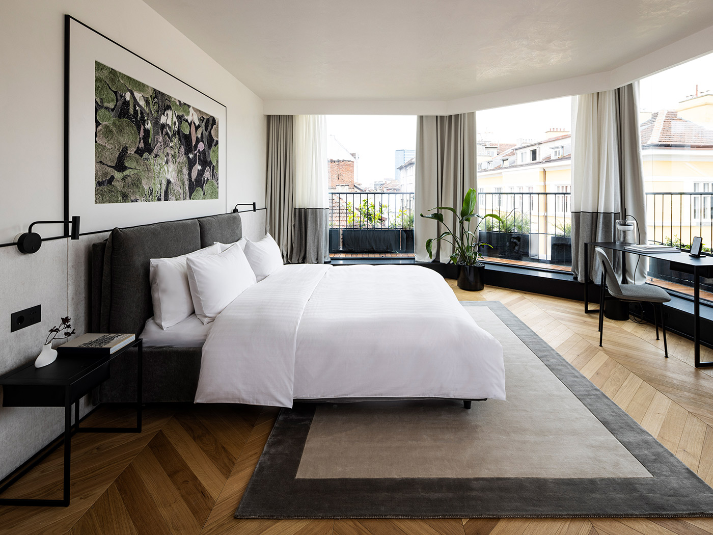 Juno Hotel Sofia Corner King Sunkissed R 02