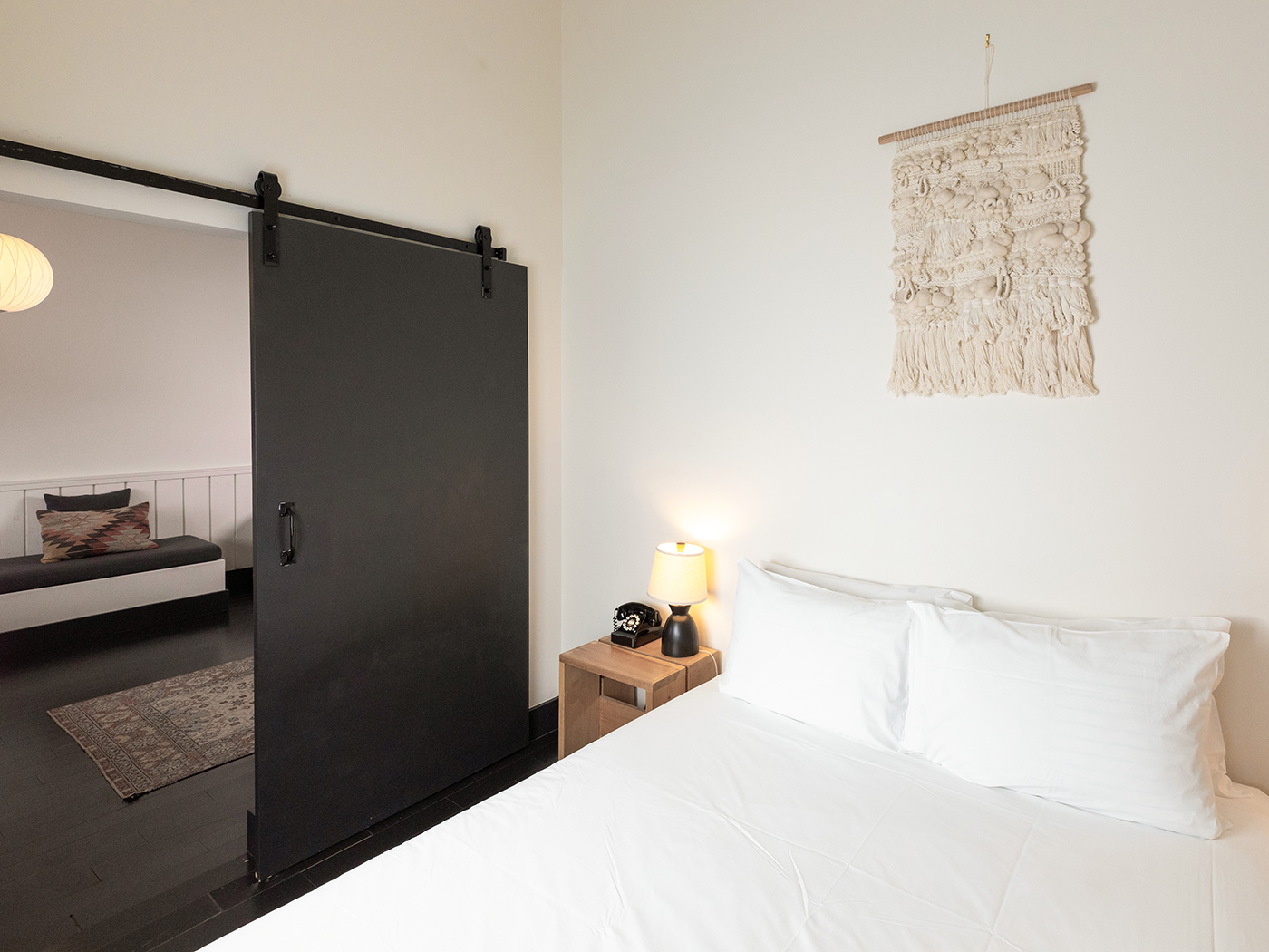 Scribners Catskill Lodge Hunter Suite R 01