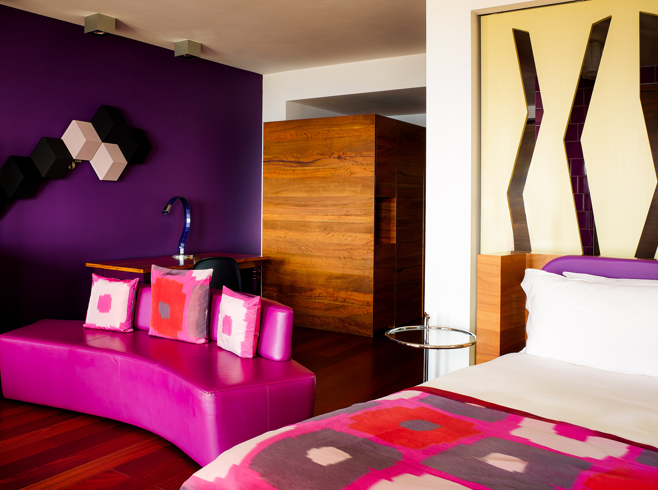 G 15 Bohemia Suites And Spa