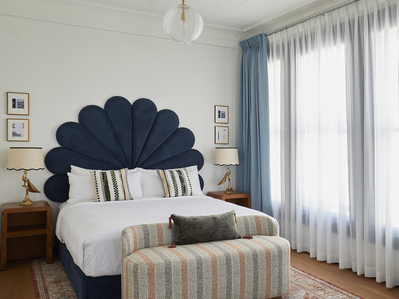 Granger Hotel Gaslamp Loft Corner Suite R 04