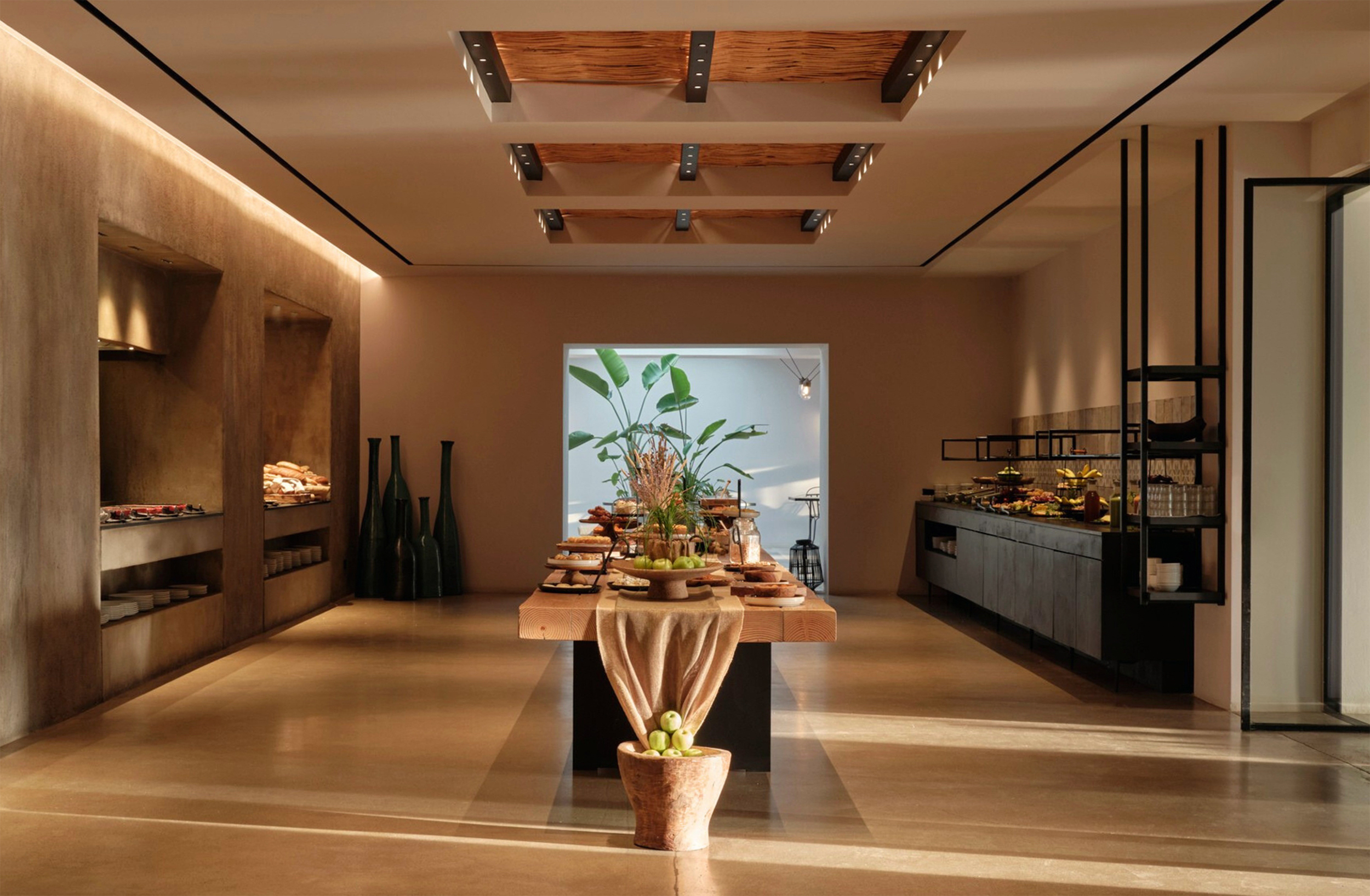 G 12 Minos Beach Art Hotel