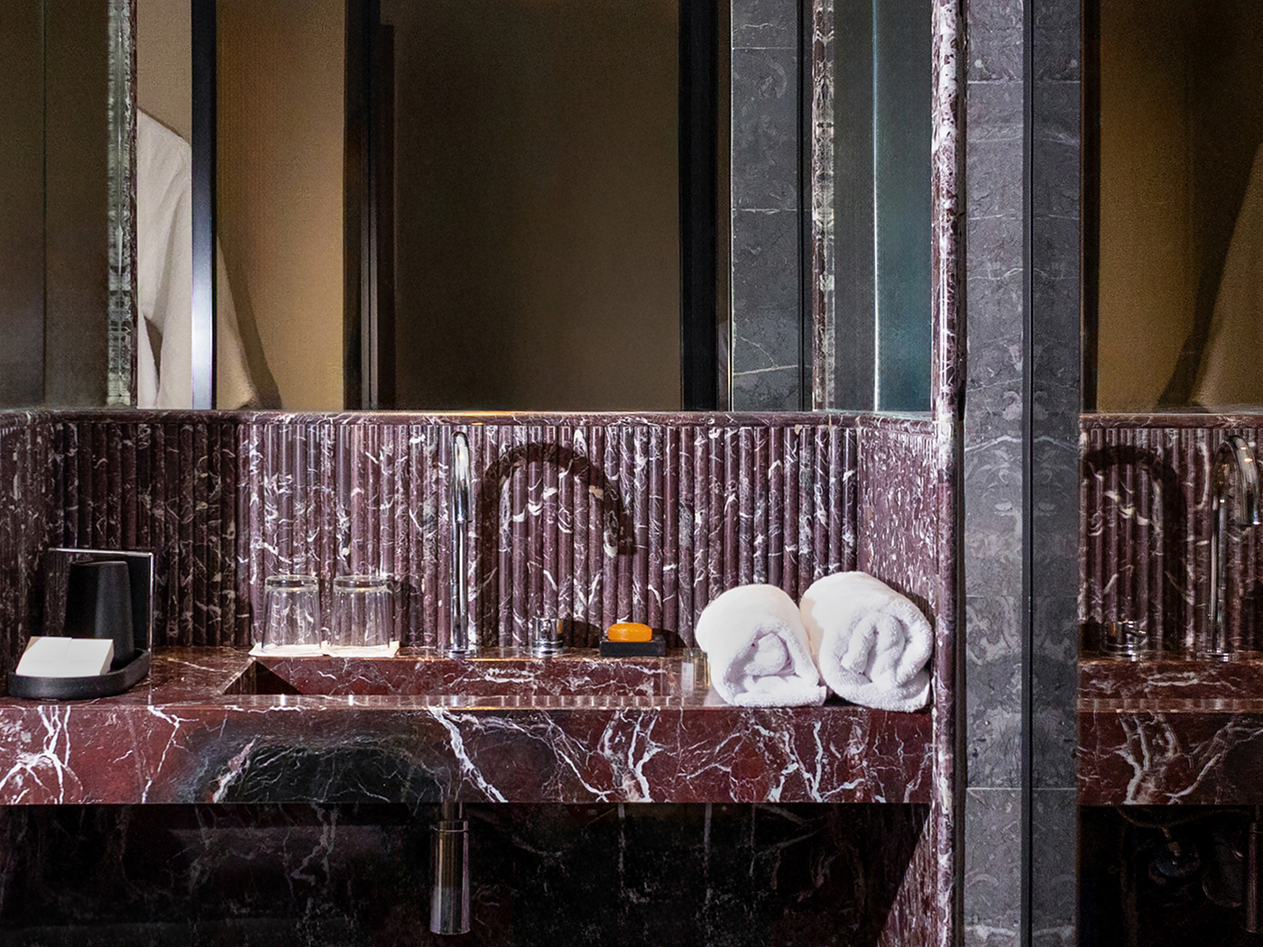 Villa Sahrai Deluxe Queen Terrace R 06