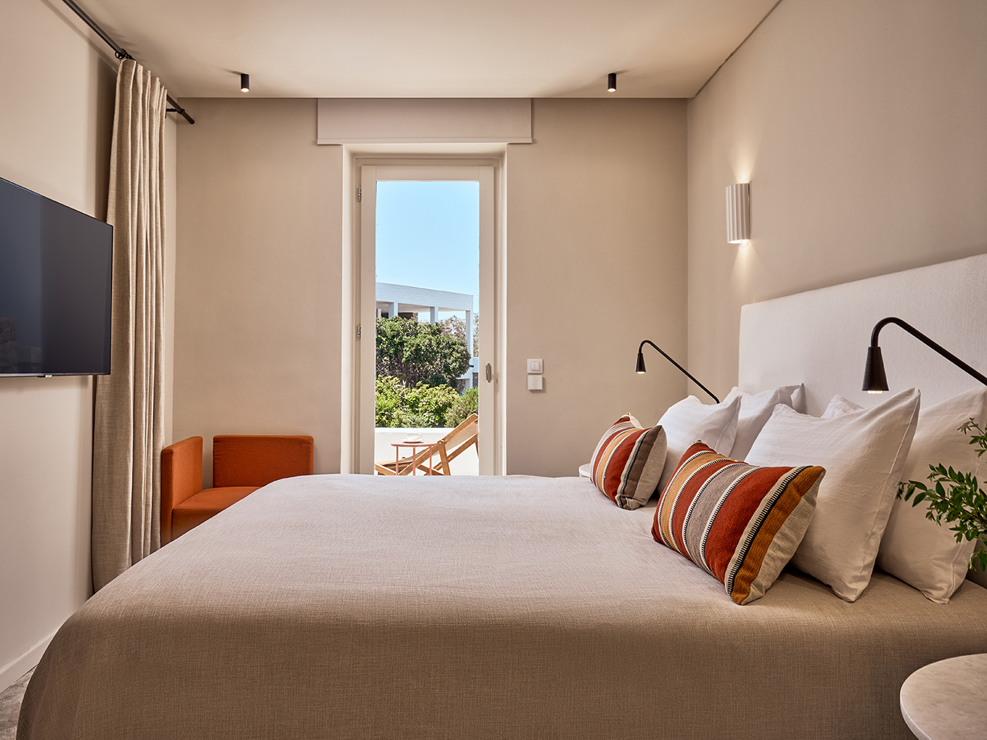 Mykonos Theoxenia Deluxe Suite Garden View V4 R 05