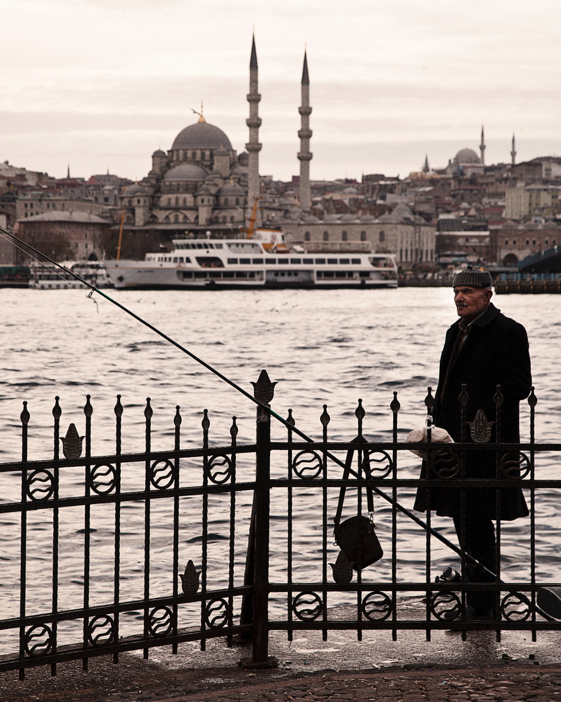 003 Witt Istanbul Hotel Skyline River Fishing