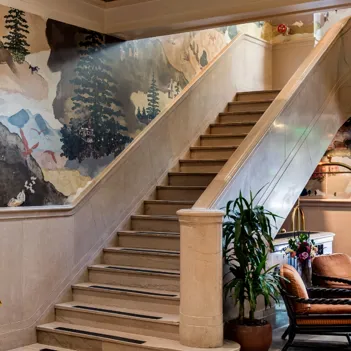 The Flat Iron Hotel Usp 02