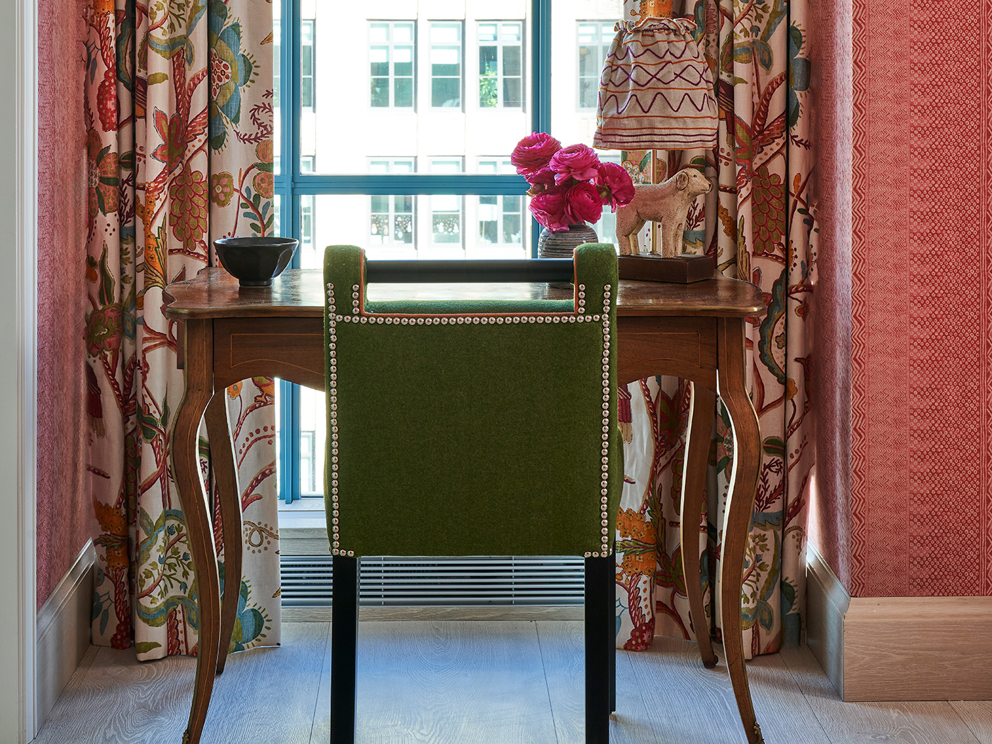 Warren Street Deluxe Junior Suite R 04