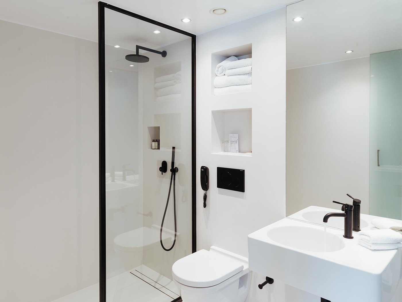 Periscope Junior Suite R 04