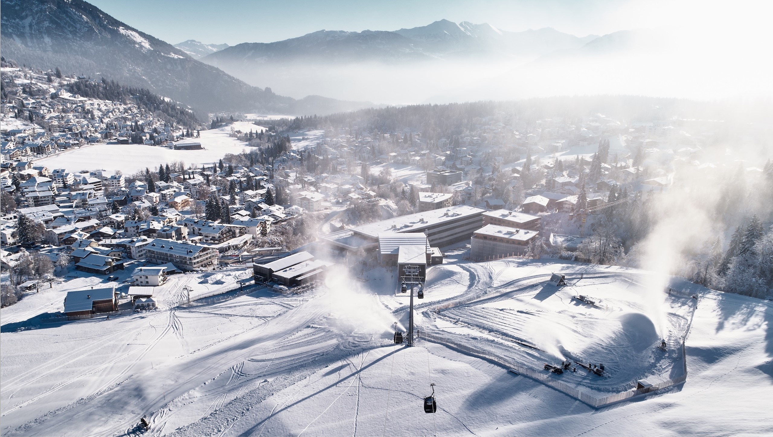 002 The Hide Hotels Flims Lift