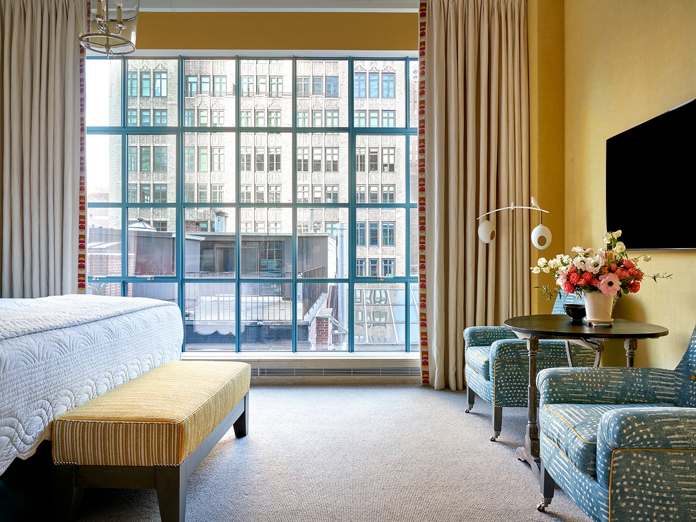 Warren Street Deluxe Room R 03