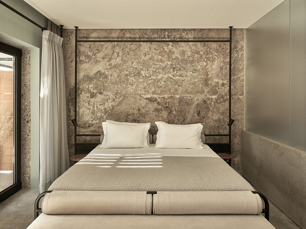 Dexamenes Seaside Hotel Interconnecting Wine Tanks Sea View R V2 01