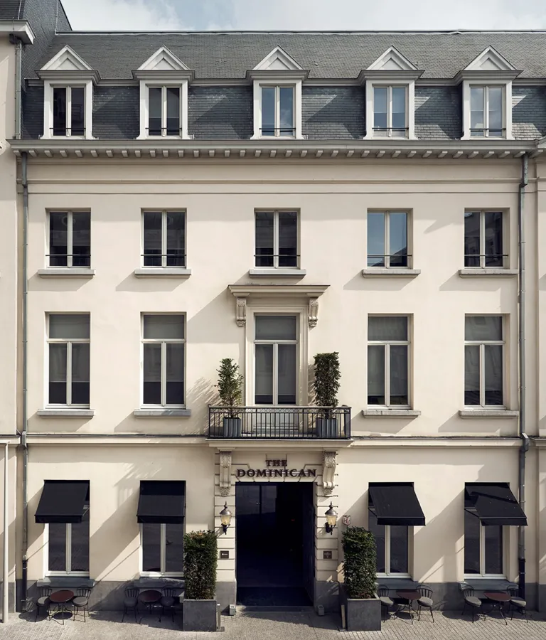 The Dominican Architecture