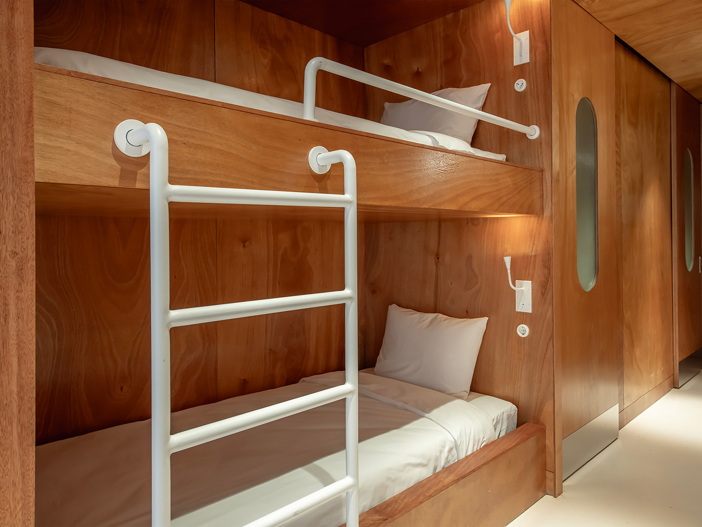 Rooms Batumi Bunk Cabin R 02