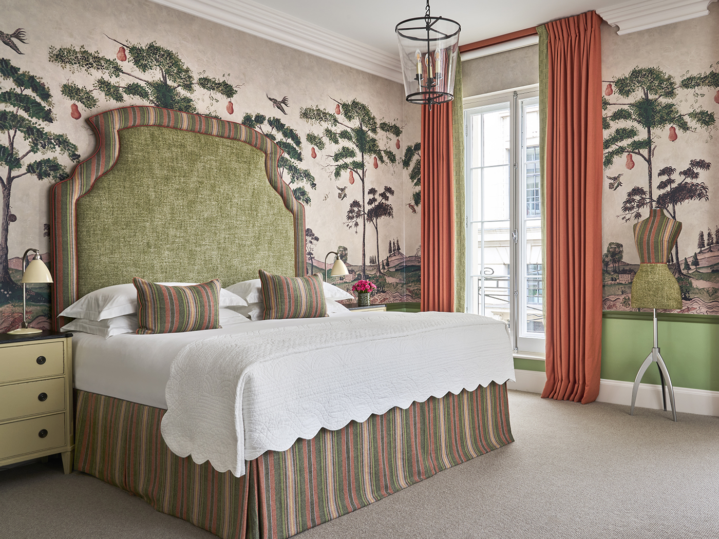 Haymarket Connecting Family Suite R 01