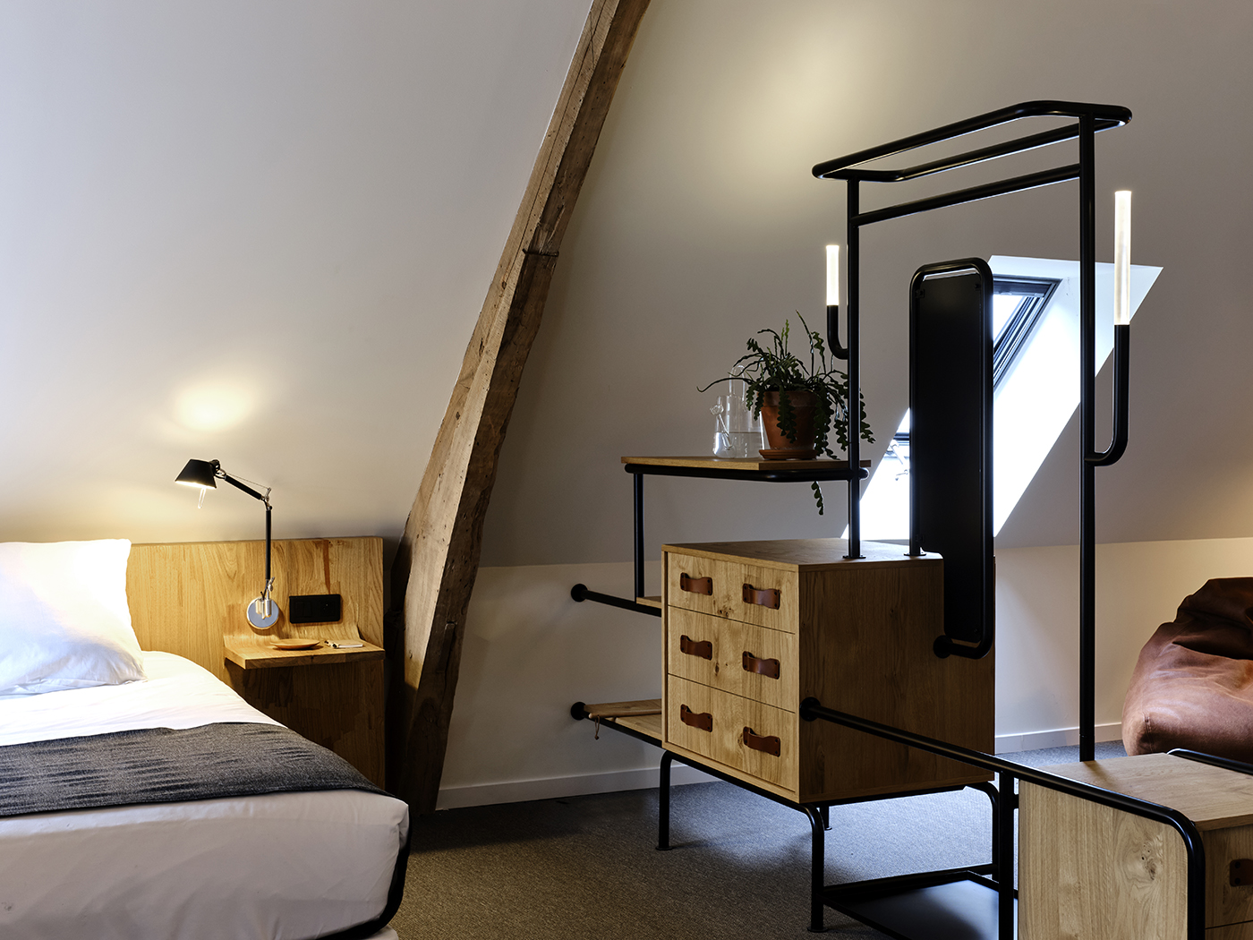 Chateau De La Resle Suite Montigny R 02