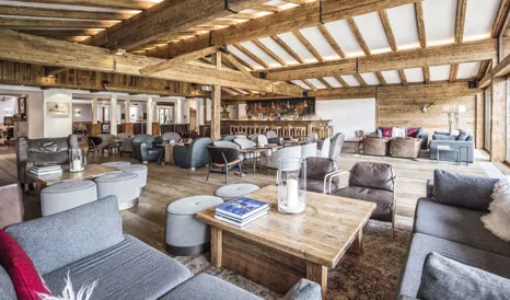 Hotel Kitzhof Mountain Design Resort Bar Lounge Interior Design in Kitzbühel