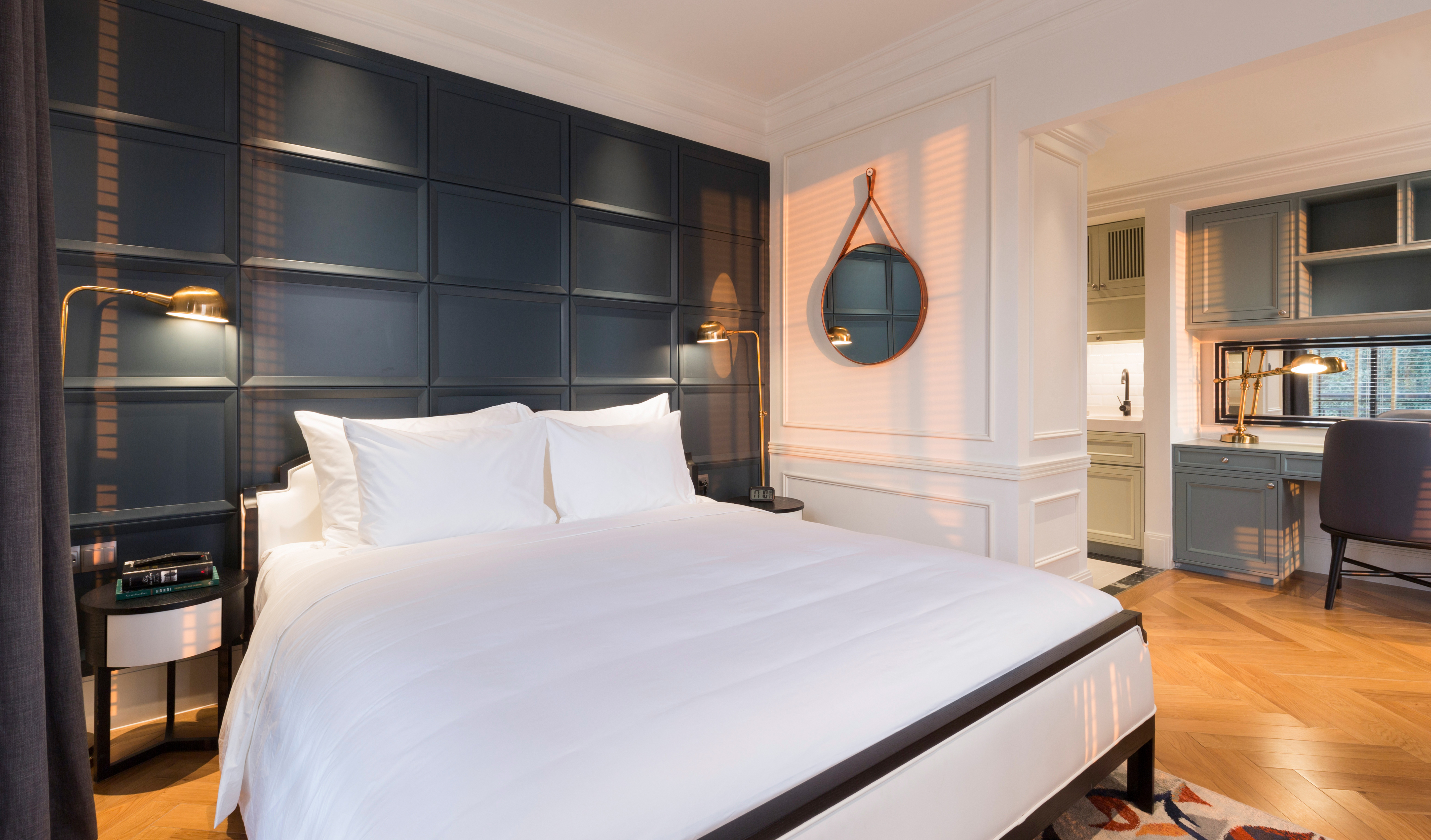 G 01 Bach Suites Saigon
