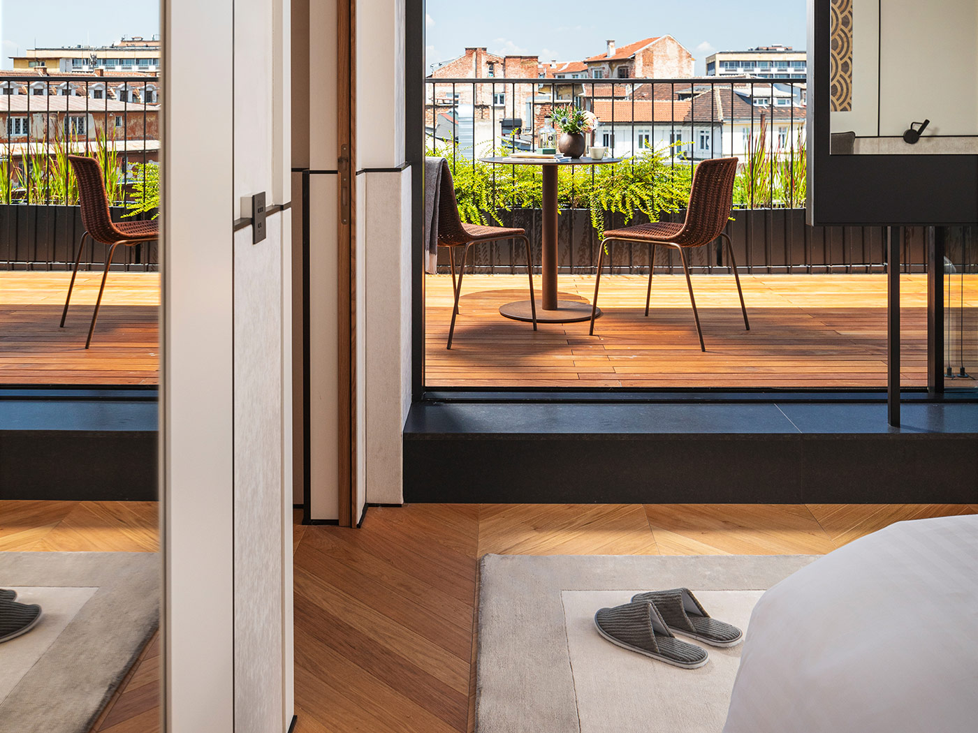 Juno Hotel Sofia Loft King R 04