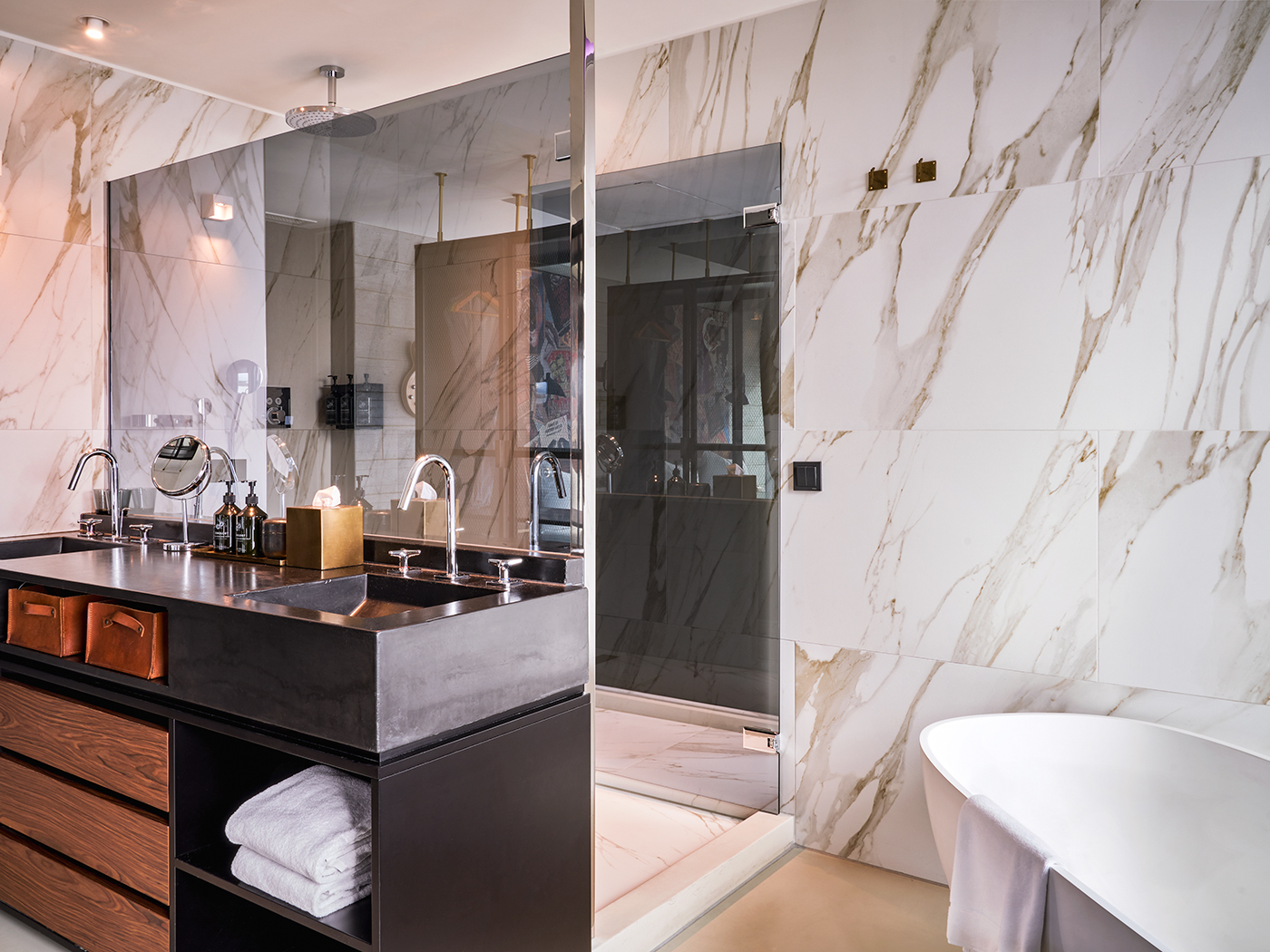 Sir Adam Sir Suite V3 R 4