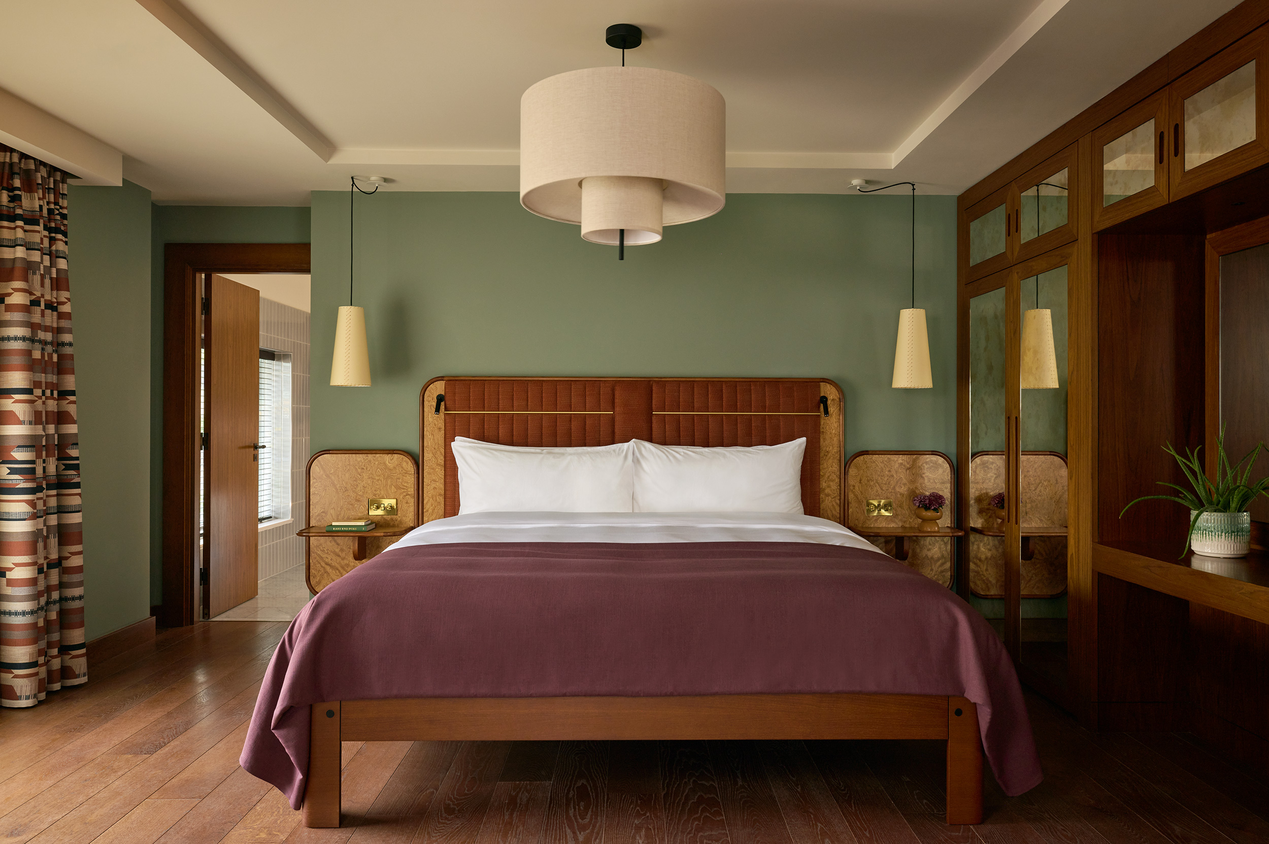 G 15 Sir Devonshire Square Hotel London