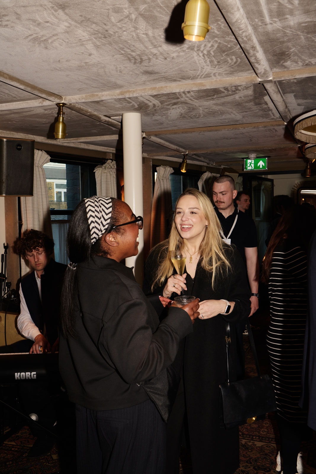 DH24 SALES London S 29