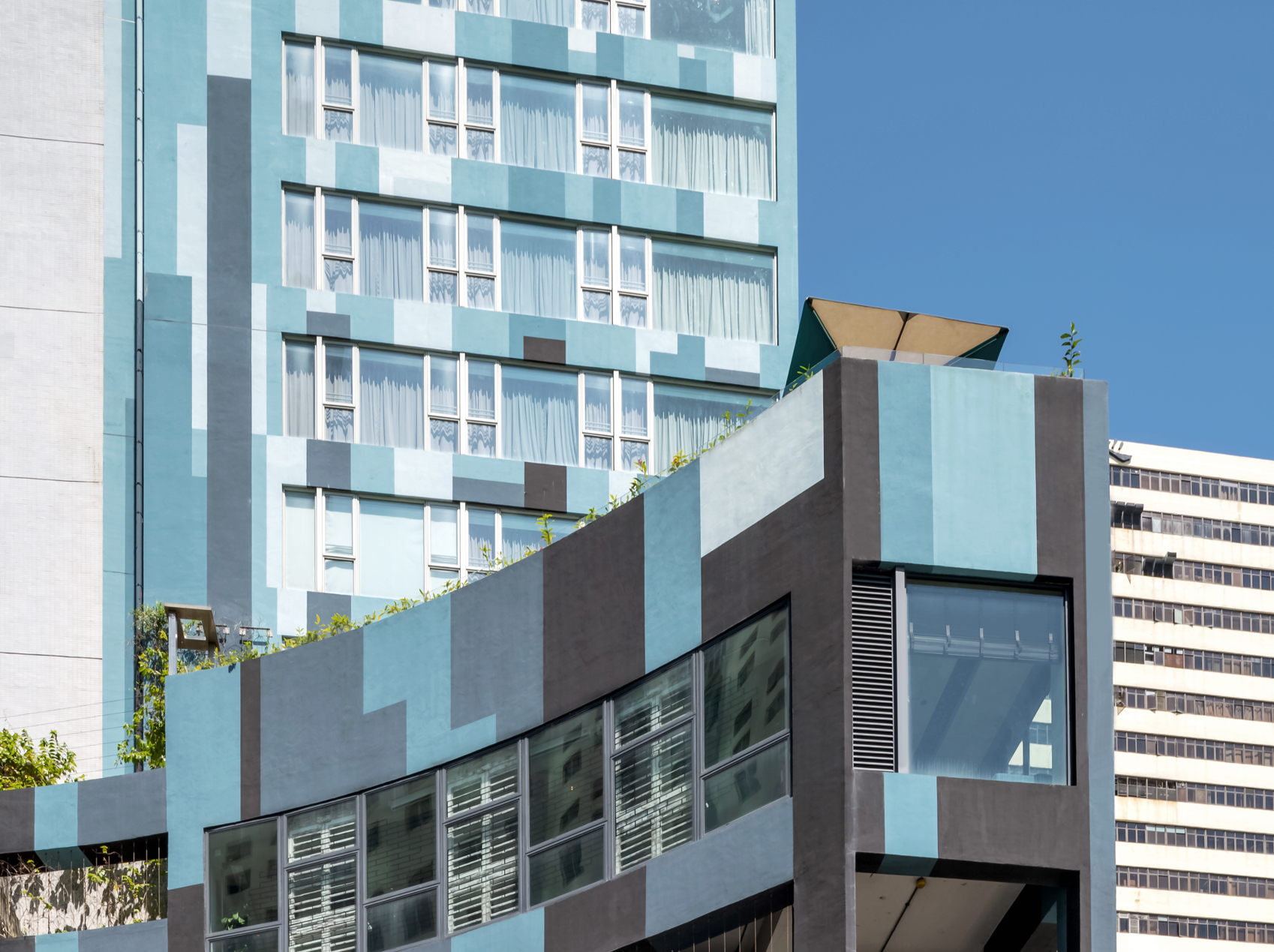 003 Girish Jhunjhnuwala Ovolo Southside Facade