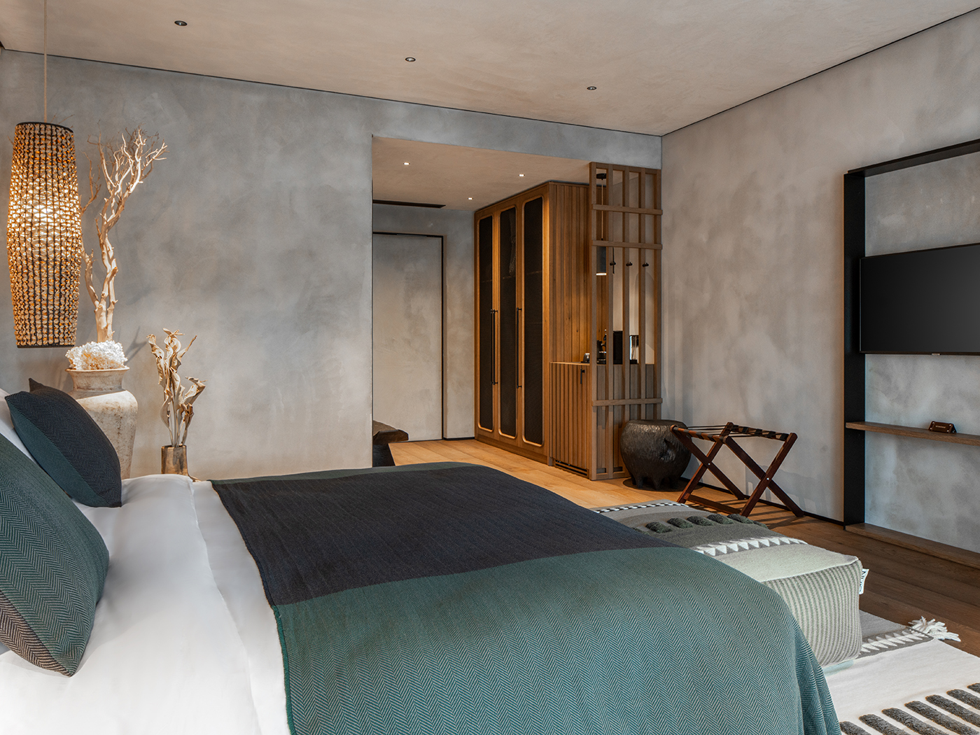 Esperanza Resort Signature Lakefront Room R 2