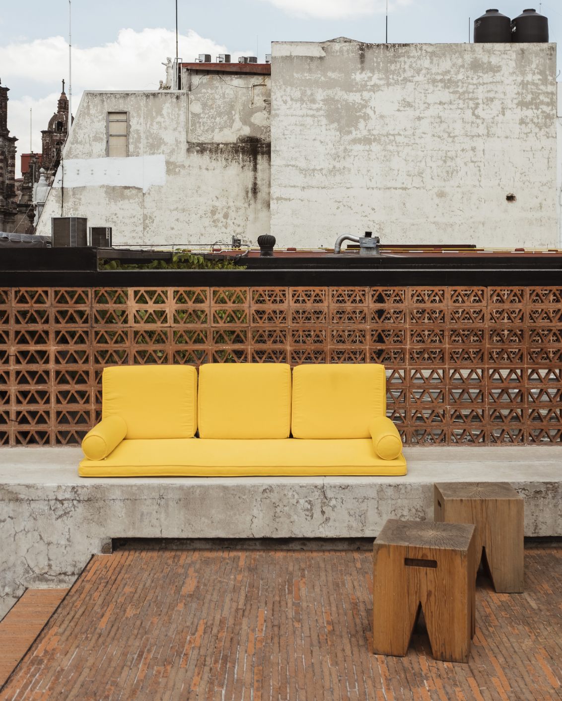 03 Places To Stay Worldcup Mexico City Downtown Mexico Rooftop Sofa 2