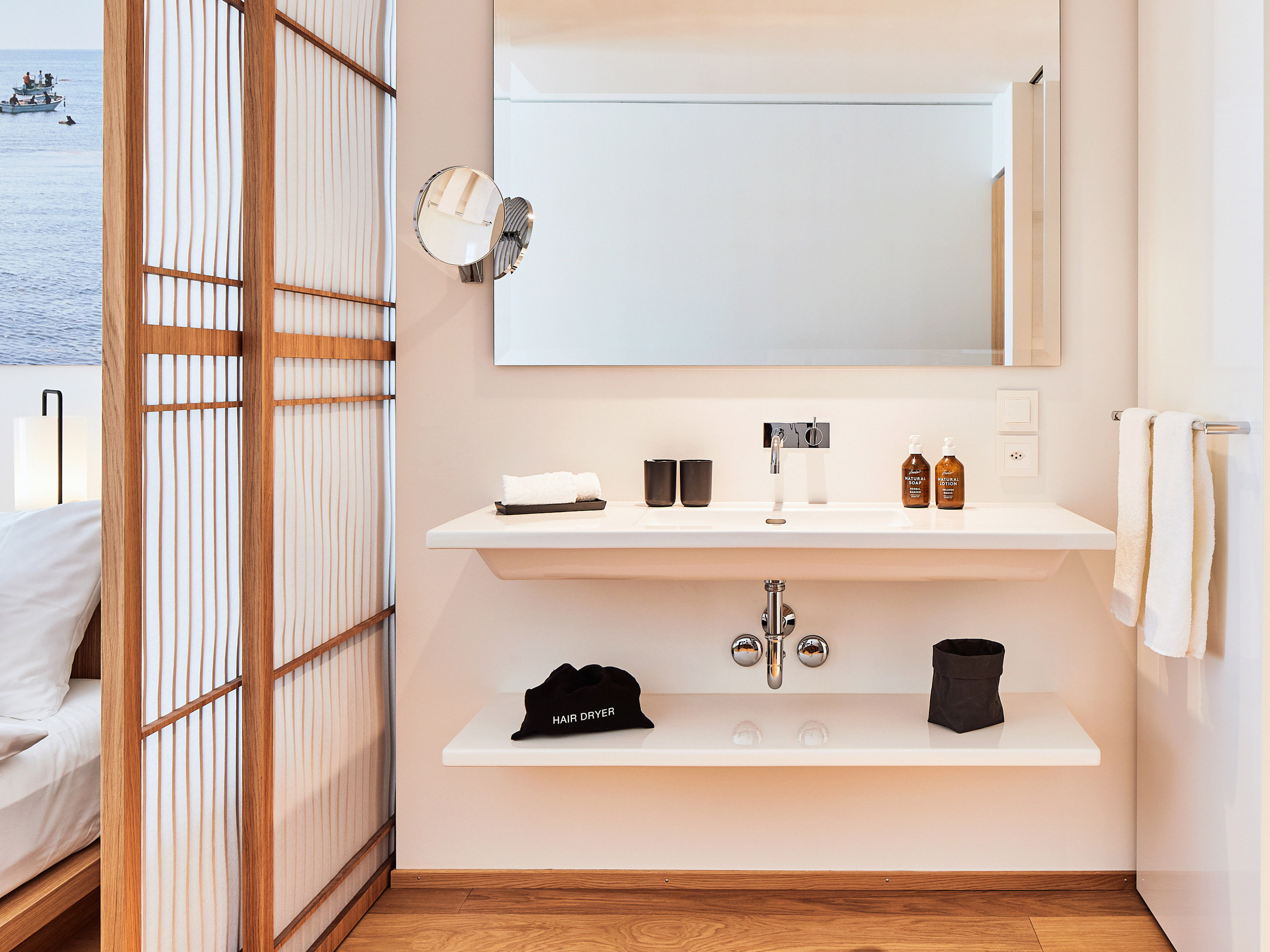 Art House Basel Medium Double Room R 04