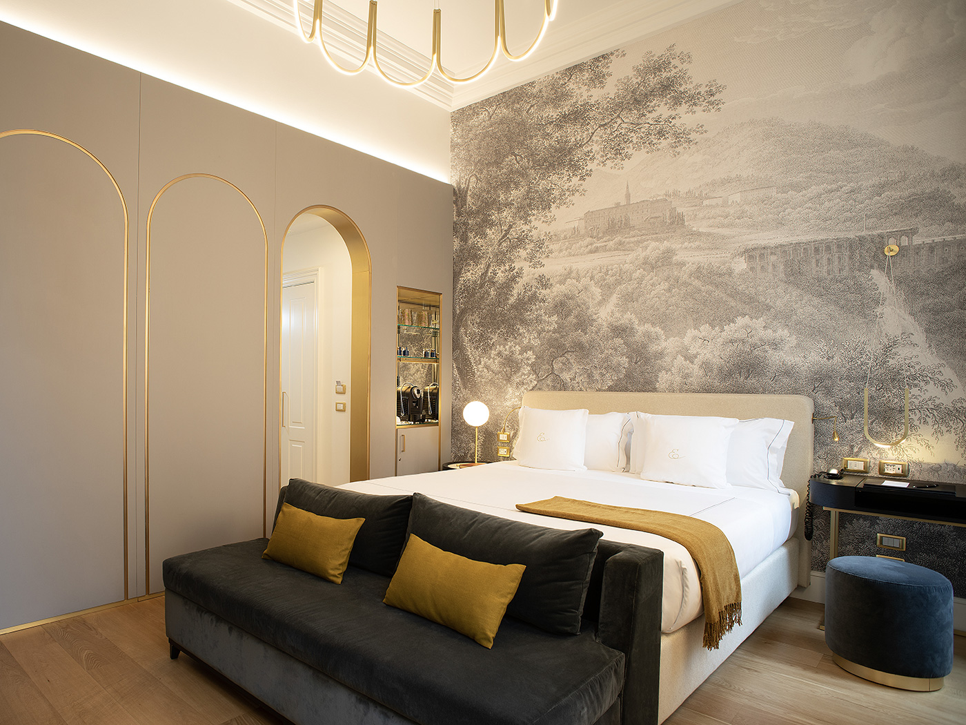 Elizabeth Unique Deluxe View R 02