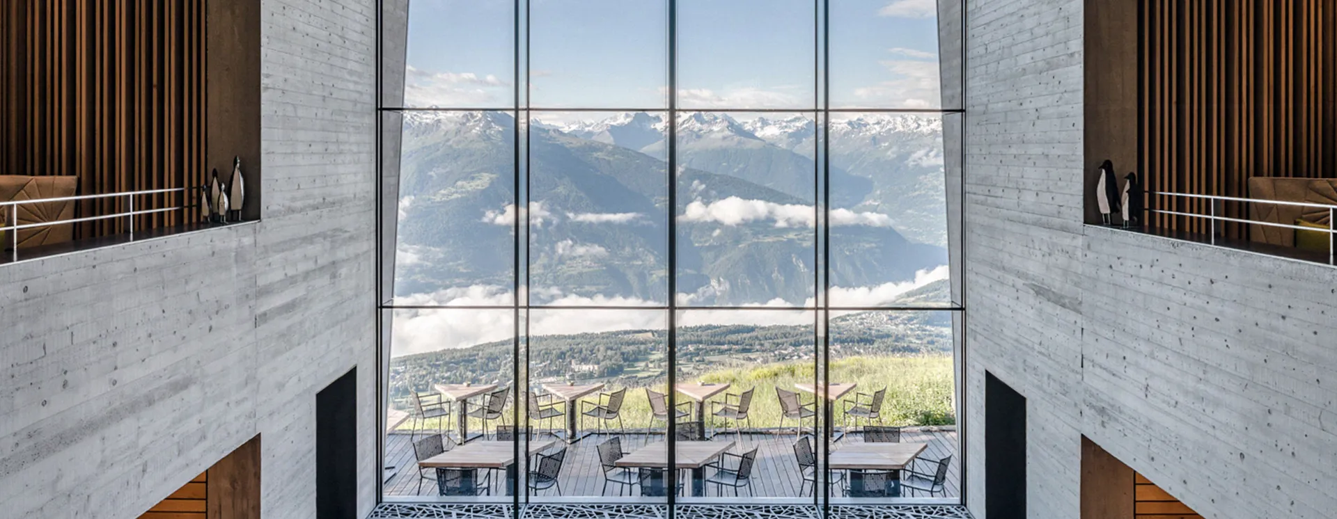 S Chetzeron Crans Montana Switzerland (1)