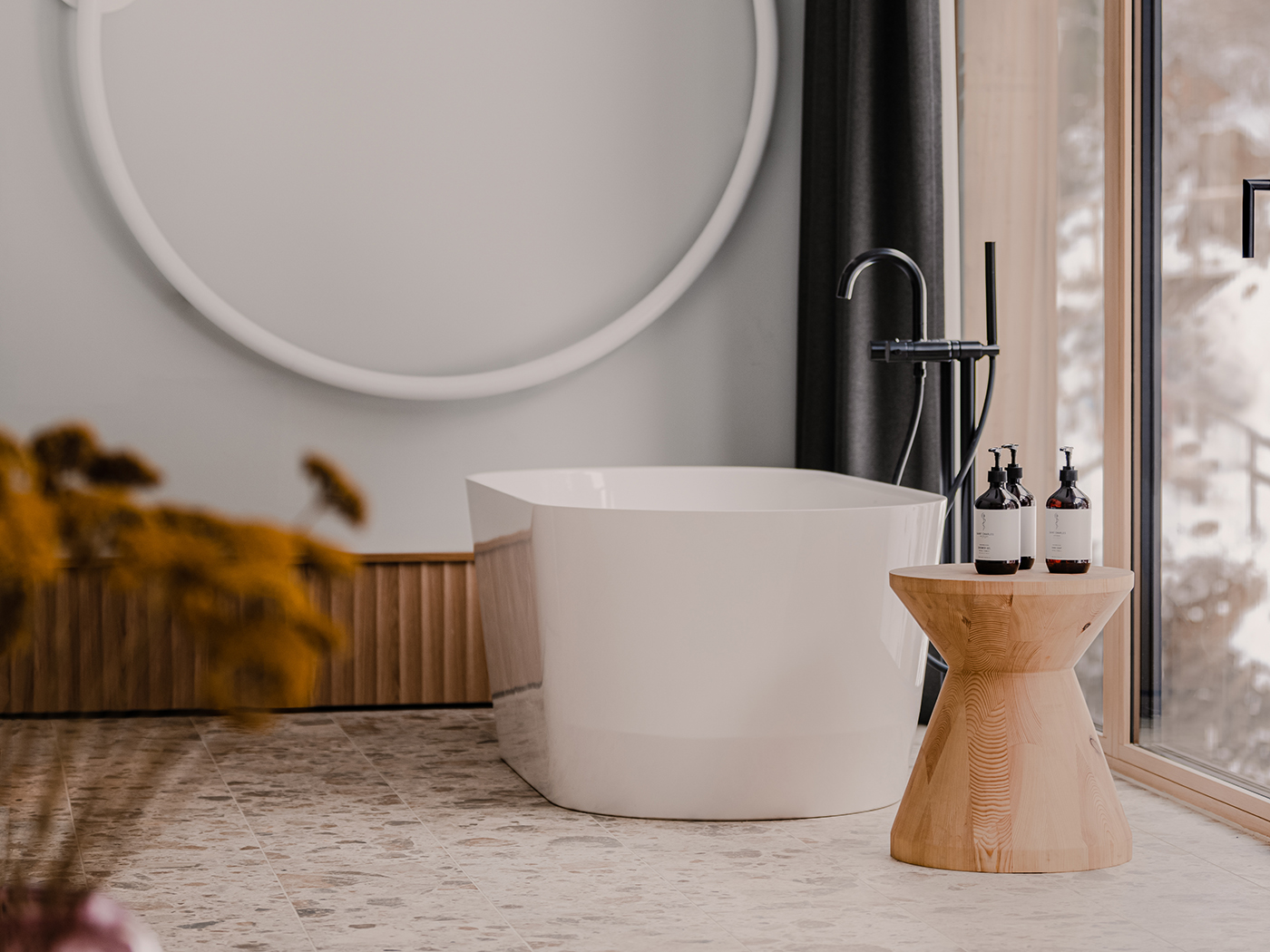 The Comodo Mountain Suite V2 R 03