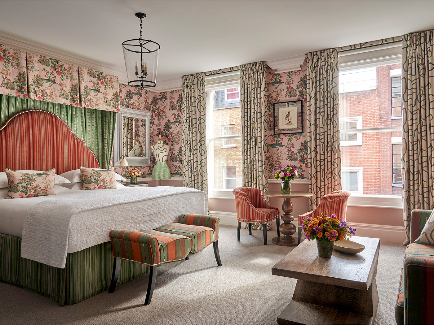 Covent Garden Deluxe Junior Suite R 04