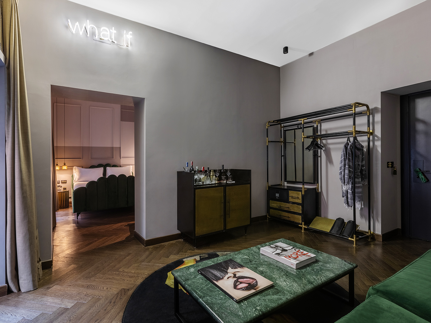 Chapter Roma Suite V2 R 01