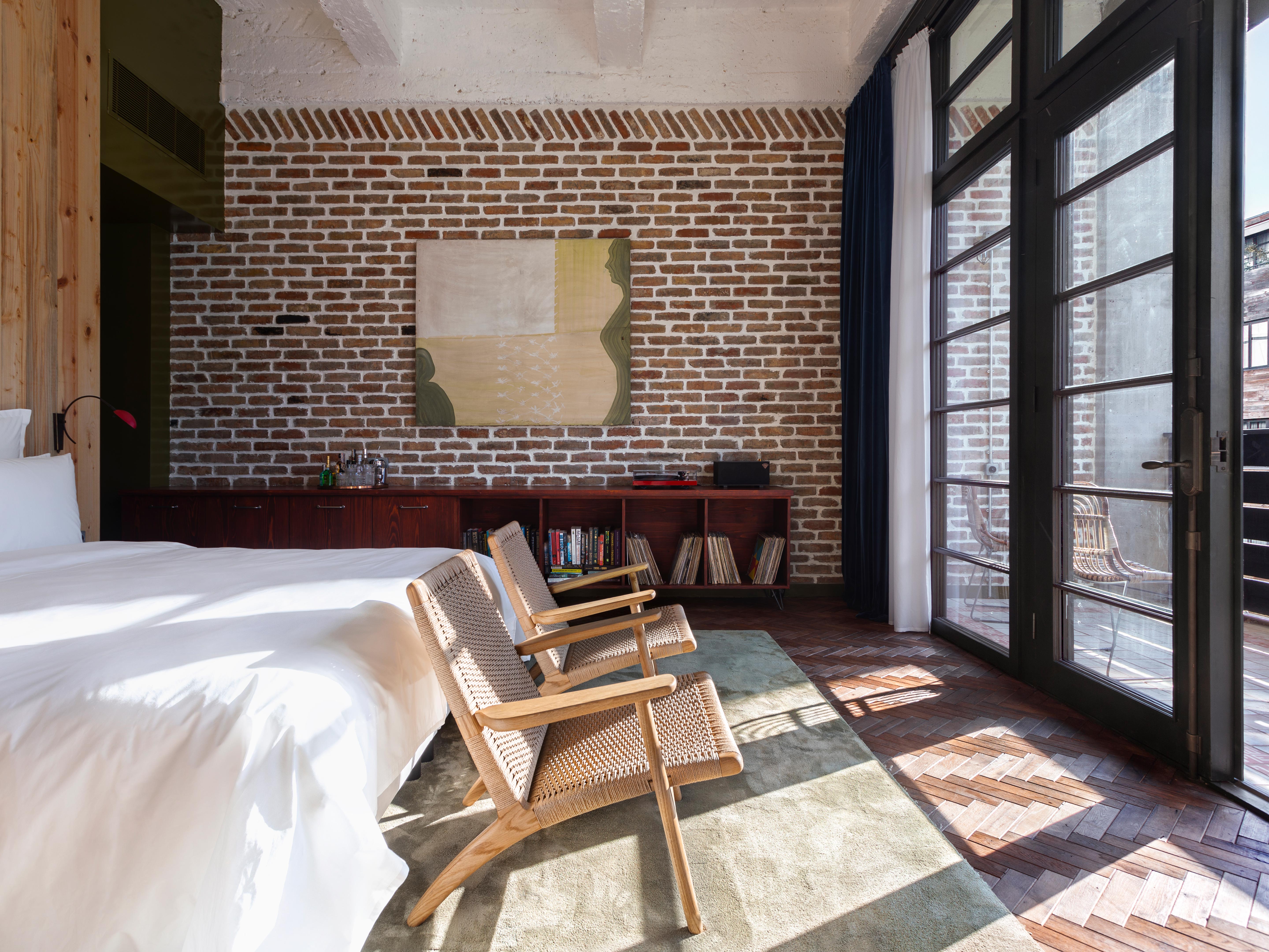 Terrace Room, Stamba Hotel