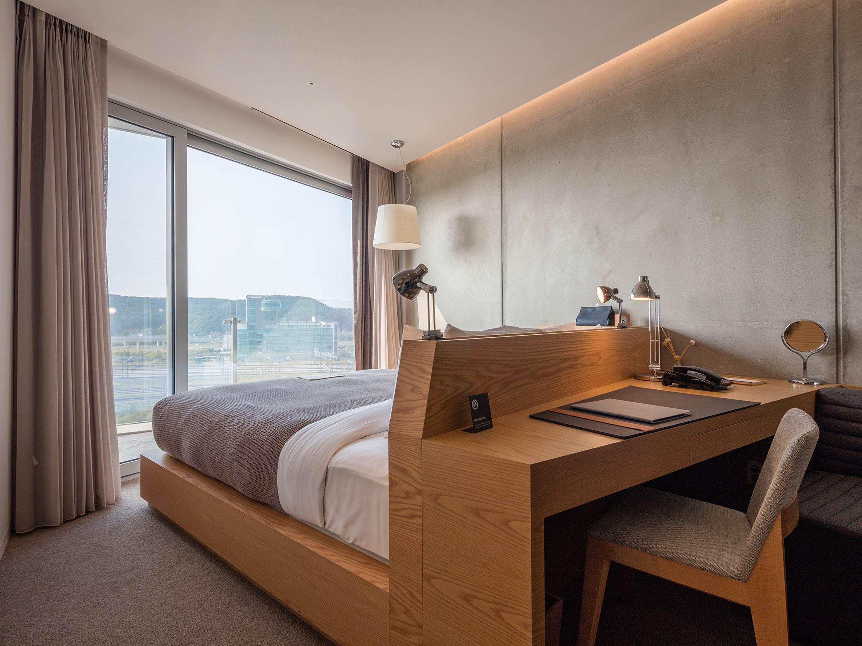 Deluxe Room Seaside or Mountain View, Nest Hotel