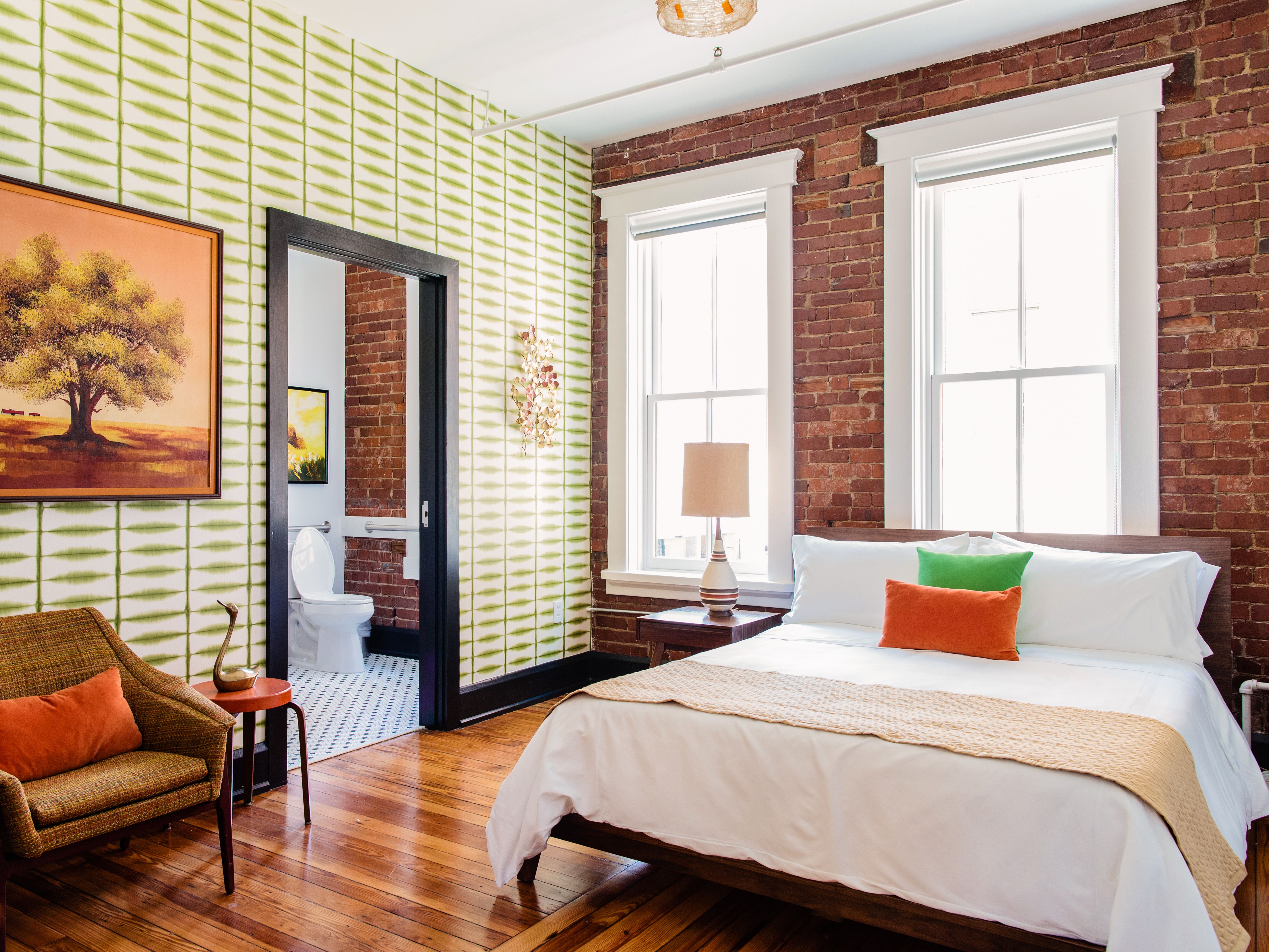 The Dwell Autumn Room in Chattanooga