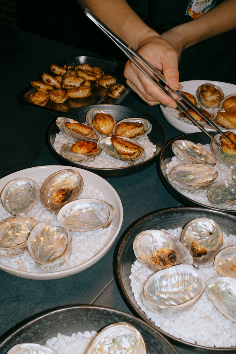 DH24 SALES S Shanghai Travelpro 12