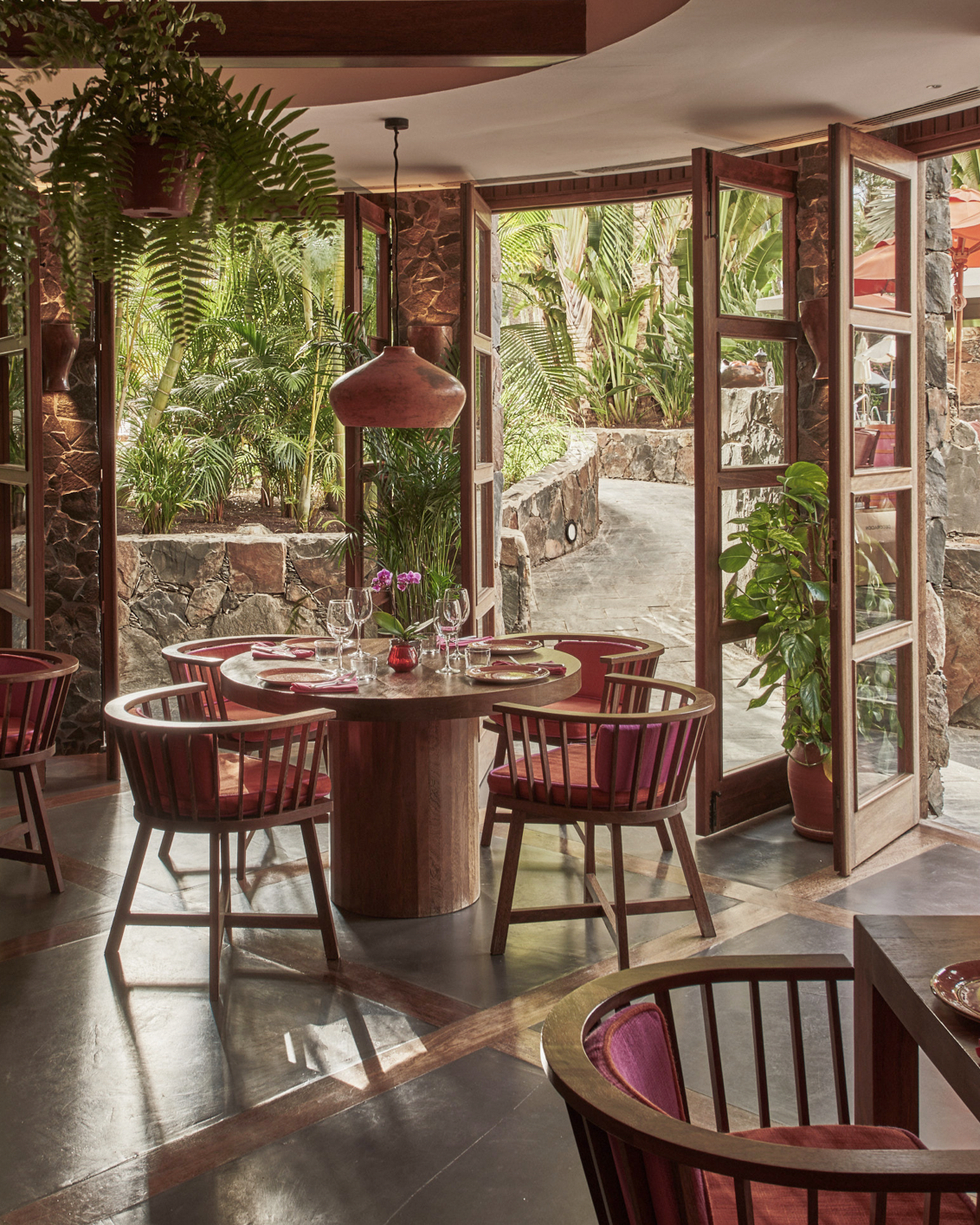 Seaside Palm Beach Restaurant