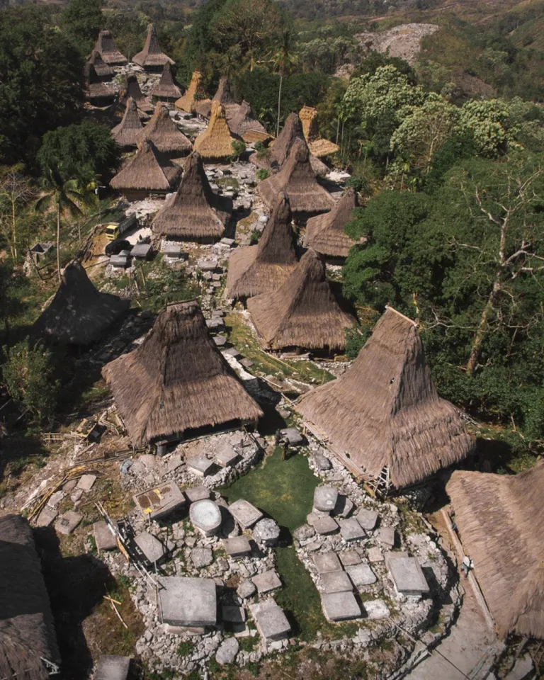 011 Cap Karoso Suma Bird View Village