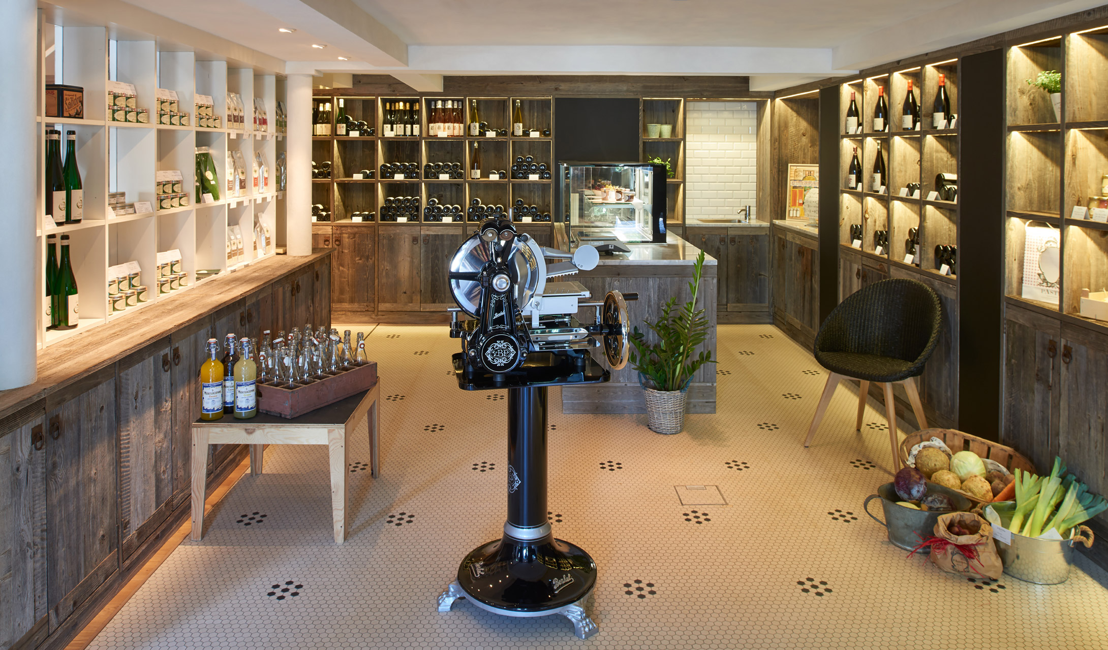 G 19 La Maison Hotel